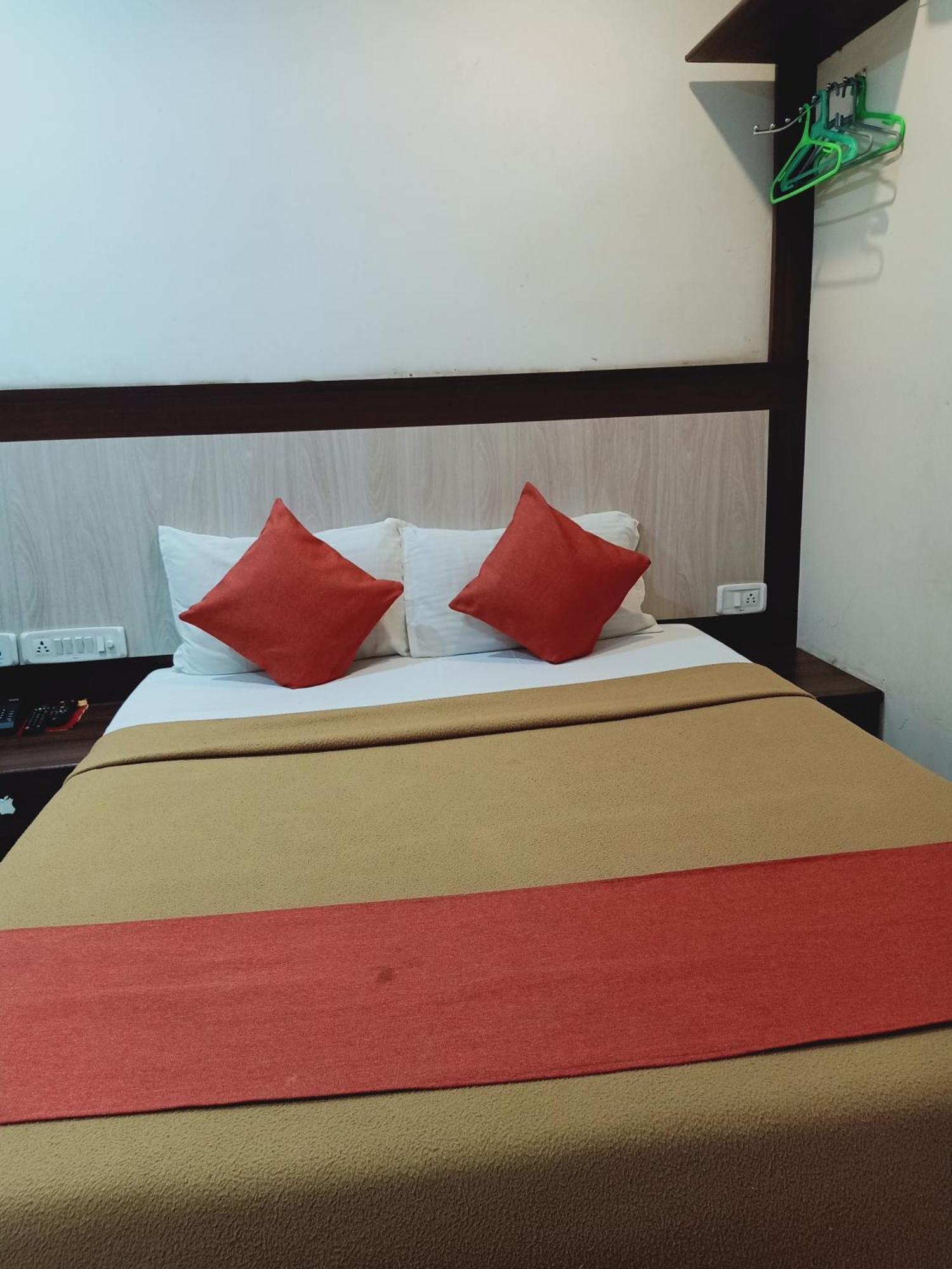 Hotel Neem Tree Hyderabad Airport Shamshabad Exterior foto